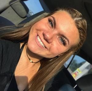 Meet your Posher, Kaitlynn